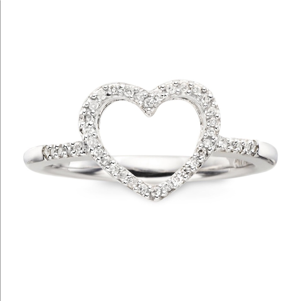 💎 Heart Diamond Ring